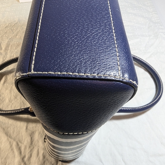 Kate Spade New York Wellesley Quinn Satchel - Picture 6 of 12